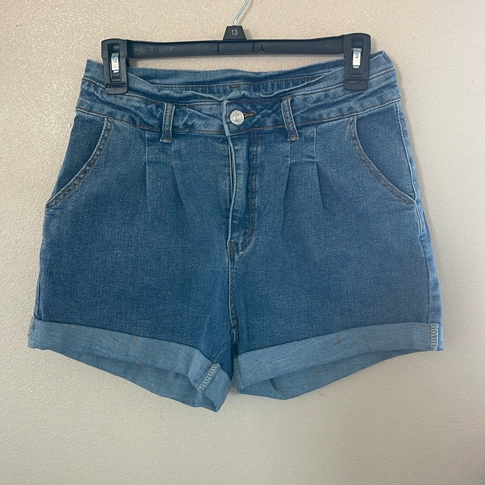 Brand new mom shorts